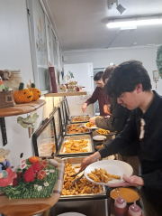 Senior German Students Celebrate at Annual Restaurant Trip