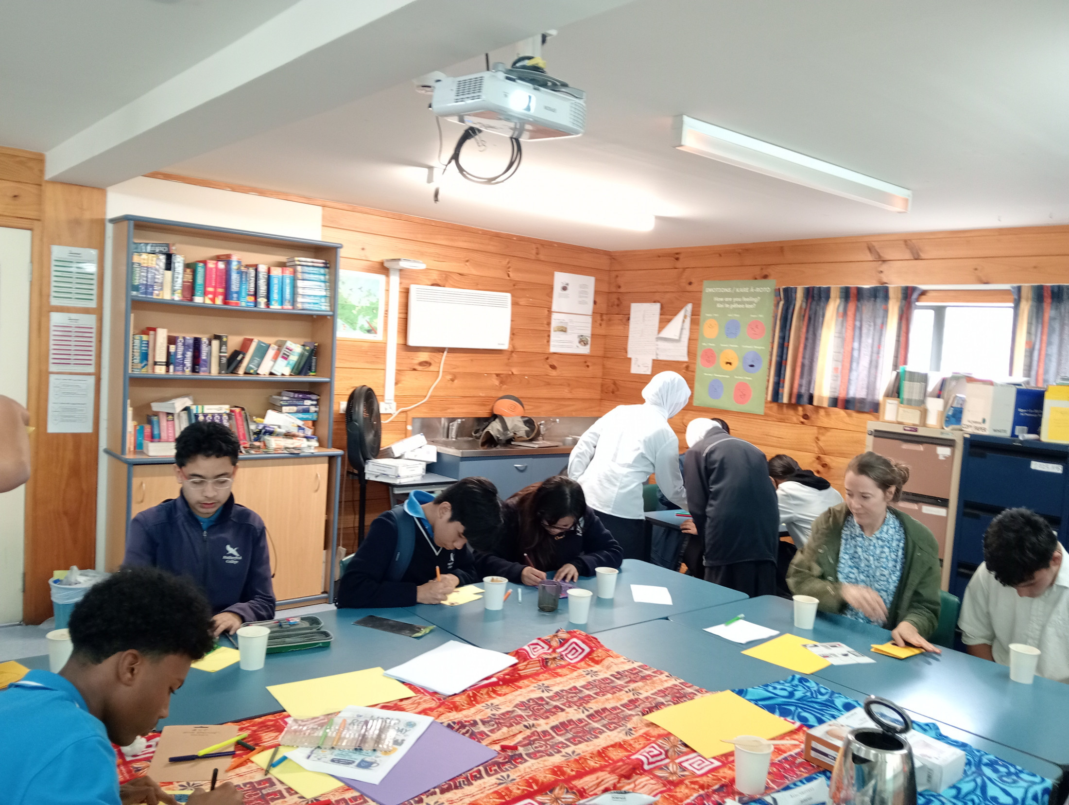 Persian Culture club organizes lunchtime event for World Refugee day