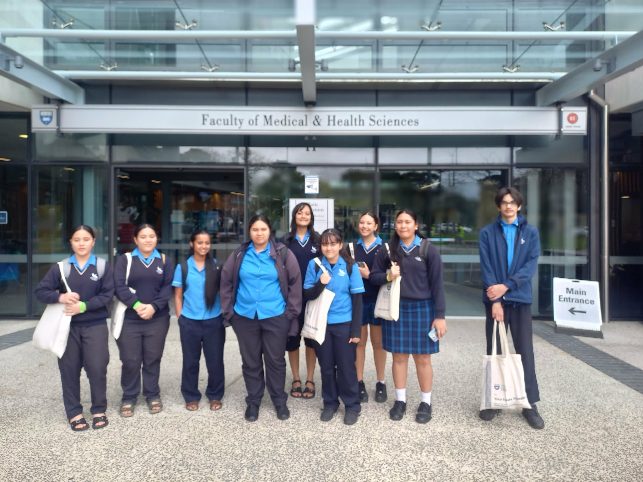 Year 11 Va'a Experience UofA Pacific Health Wayfinders